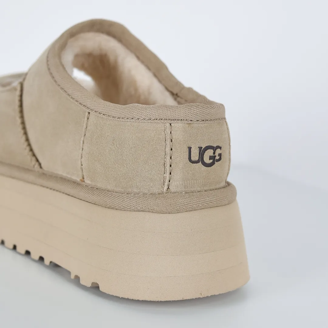 Copywriting price 💰580 The core recommendation is good price. The platform’s foreign trade is exclusively for UGG Bea Mary Jane Mary Jane women’s snow boots 1167612. Produced by the ten-year-old brand shoemaking foundry production line. Pay attention to every detail. Longfeng A-grade genuine sheep fur is integrated. Created in full compliance with the ZP process. Size: 35 36 37 38 39 40